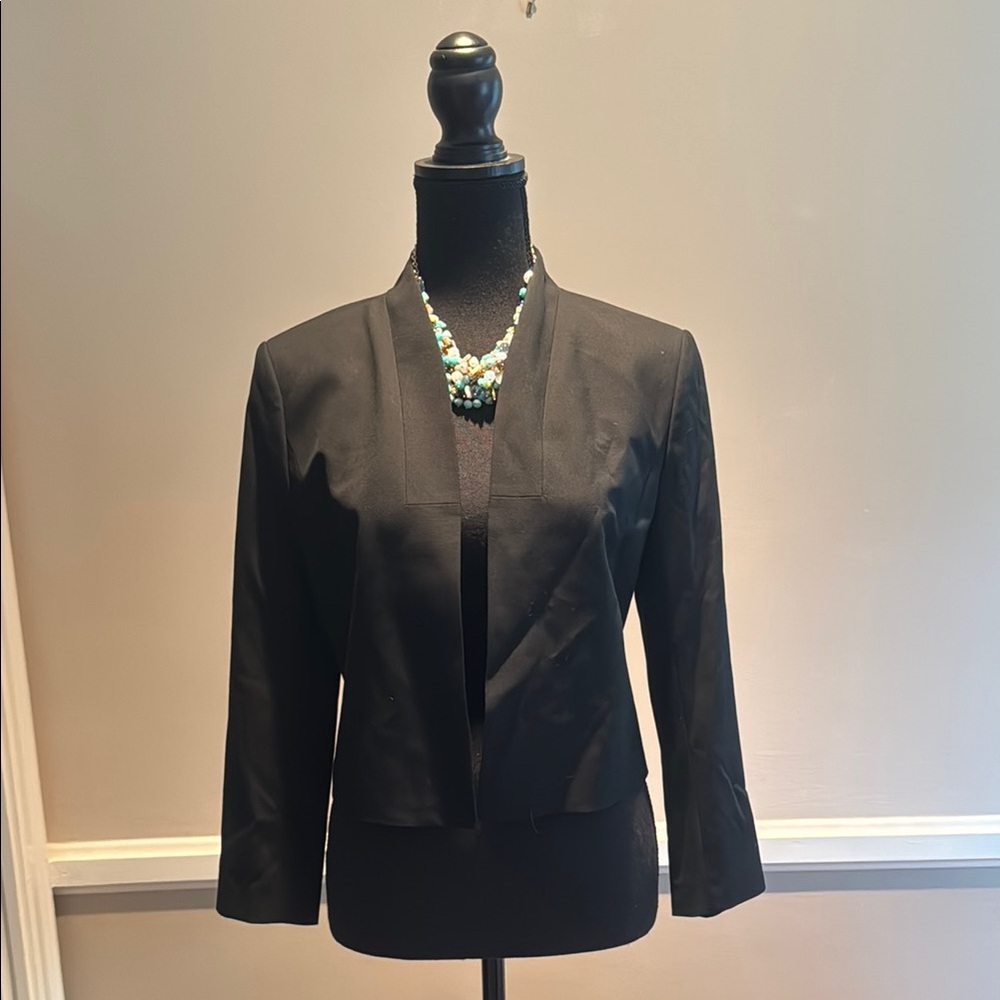 Ann Taylor Classic Cropped Black Blazer